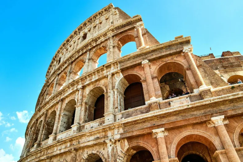 Le arcate del Colosseo
